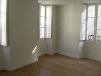 Location - Appartement T3 70 m²