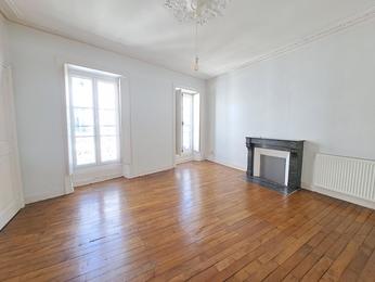 Location - Appartement T3 74 m²