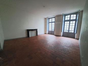 Location - Appartement T4 121 m²